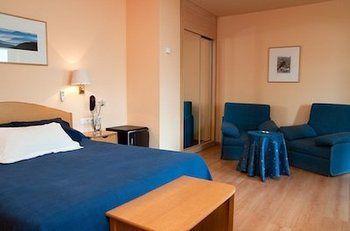 Hotel De 3*