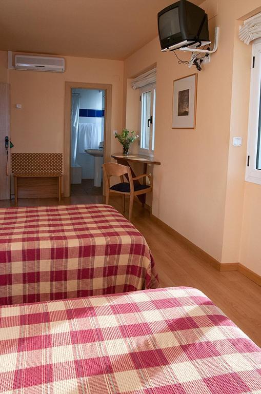 Hotel De 3*